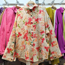 批发实拍韩版春夏棉麻花卉印花衬衫设计感休闲打底衫宽松衬衣女防晒衣