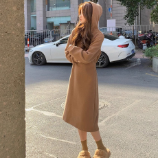 批发小个子连帽连衣<b class='q'>裙</b>女2026年秋季中长款打底针织<b class='q'>裙</b>内搭外穿卫衣<b class='q'>裙</b>子
