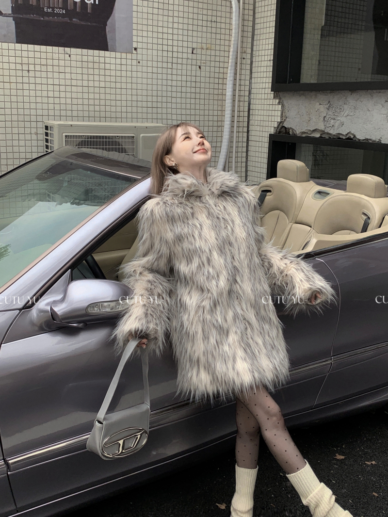 Real shot of fur coat, eco-friendly fox fur coat for women, autumn and winter loose fur all-in-one hot girl coat