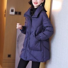 批发樱美嘉2025冬装羽绒服<b class='q'>中老年</b>纯色大码宽松休闲<b class='q'>棉衣</b>棉袄外套<b class='q'>妈妈</b>装