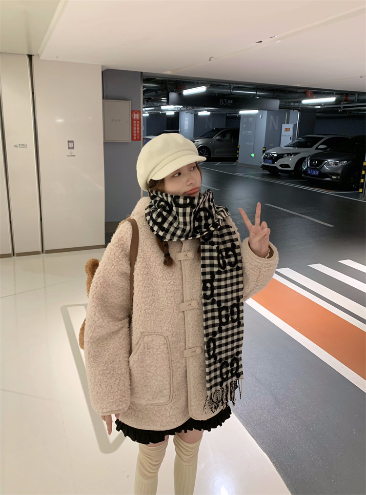 TheDouerr 淺淺溫柔粉羊羔毛皮毛一體連帽外套
