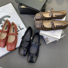 批发晚晚风温柔平底小香风女2024新款<b class='q'>春</b>法式玛丽珍豆豆单鞋瓢鞋配裙子