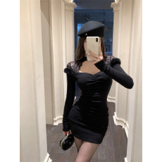 批发实拍实价 秋冬打底<b class='q'>蕾丝</b>拼接挂脖性感包臀赫本小黑裙女<b class='q'>连衣裙</b>