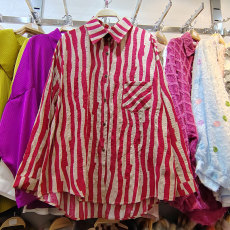 批发实拍韩版春夏红色斑马纹棉麻衬衫原宿风休闲显瘦打底衫女宽松衬衣