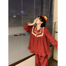 实拍实价 春季新年款红色小花朵圆领睡衣套装 女