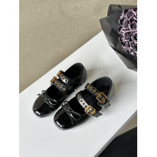 批发2024年春季新款芭蕾舞浅口平底鞋蝴蝶结单鞋漆皮复古女鞋