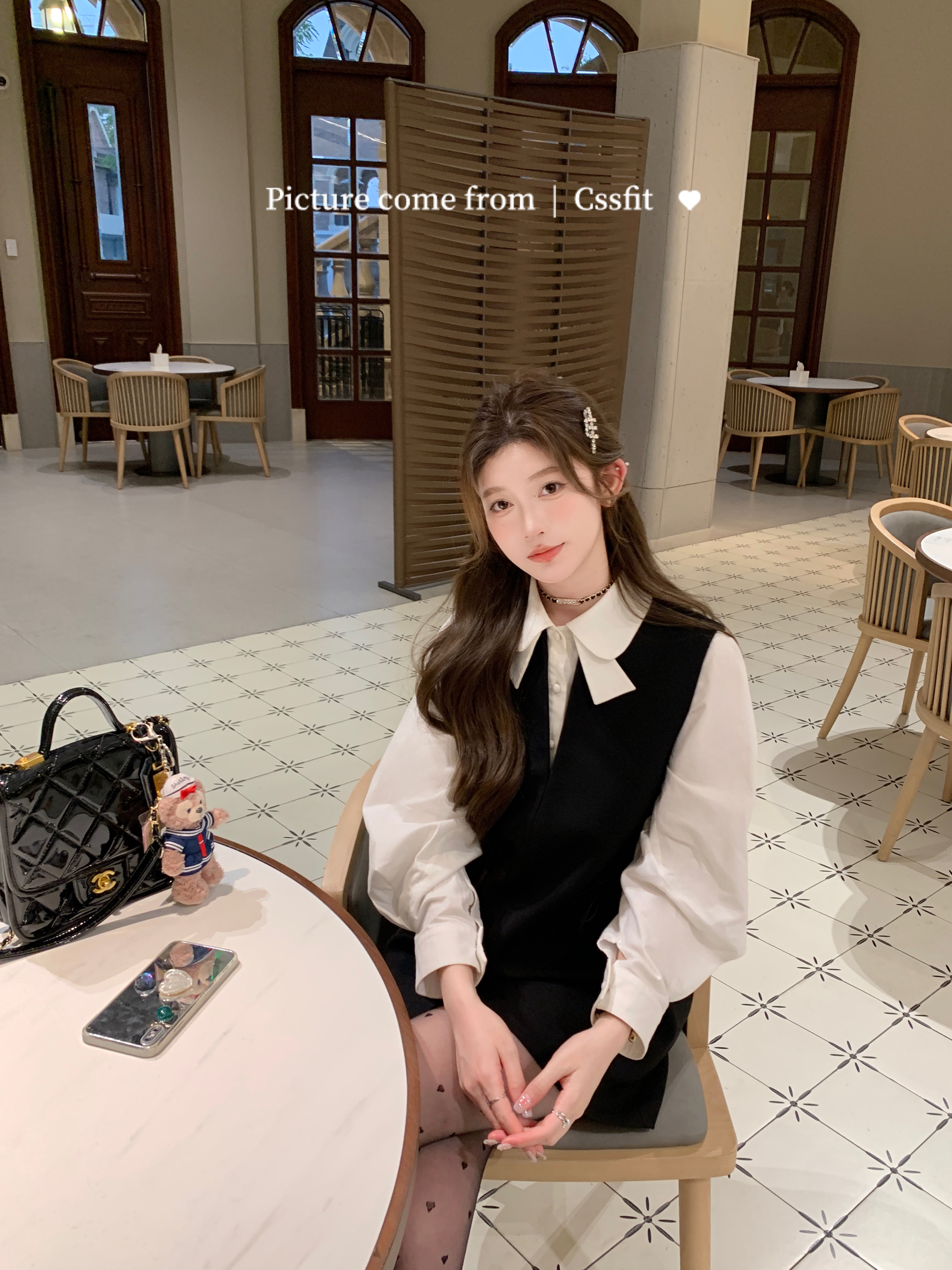 Chi Umbrella 23/fw rum chocolate leather bow tank top autumn and winter snow top mousse white shirt for women