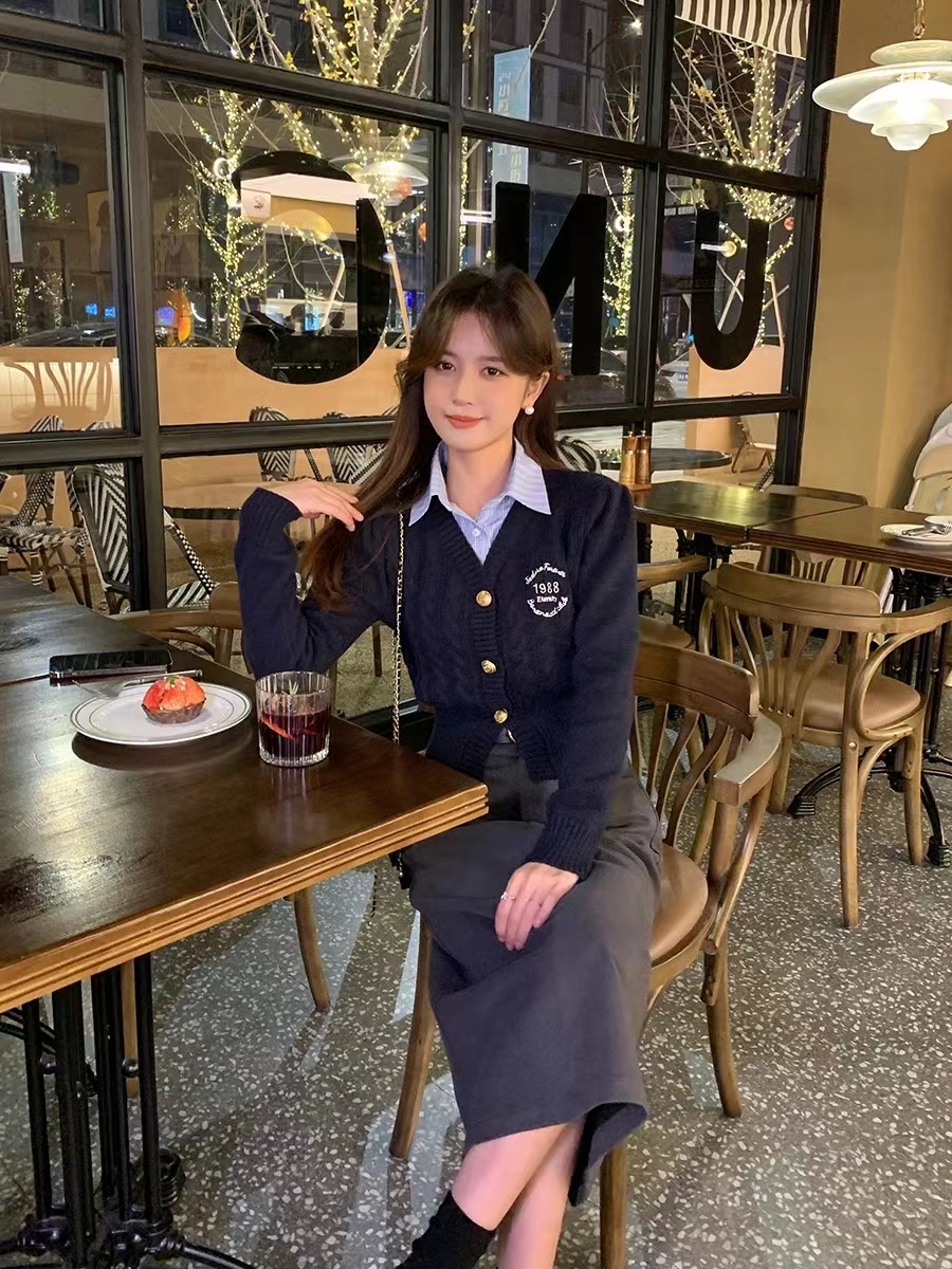 CHIYIYI格蘭芬美式短款針織衫春秋假兩件學院風外套開衫上衣