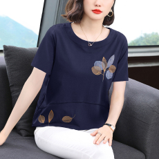 批发纯色中老年短袖t恤女2026年新款刺绣宽松上衣大码百搭体恤小衫