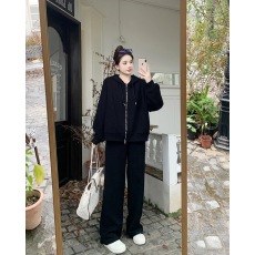 批发现货2025秋冬连帽<b class='q'>卫衣</b>运动服<b class='q'>套装</b><b class='q'>女</b>时尚洋气宽松阔腿裤<b class='q'>两件</b>套#830