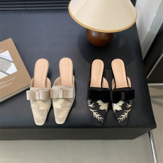 批发2024年绣花复古细跟小方头  长期加码 35-40码