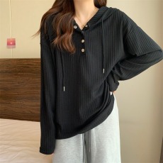 批发晨领2色 <b class='q'>大码</b><b class='q'>女装</b>遮肚慵懒风宽松百搭上衣秋冬显瘦连帽长袖打底衫