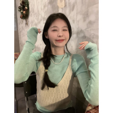 批发实拍实价 爆款设计感薄荷绿马甲背心两件套