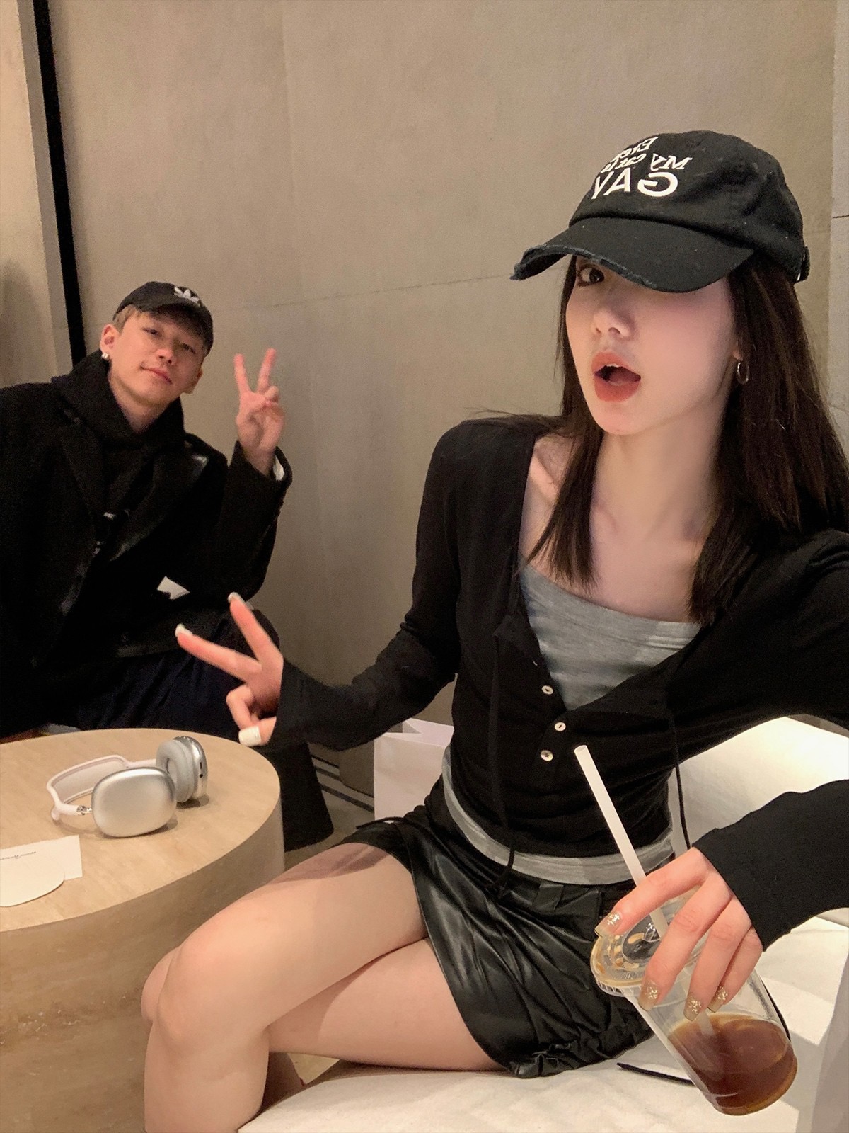 Ouyang Renjiankendou fake two-piece knitted T-shirt for women in spring slimming long-sleeved bottoming top