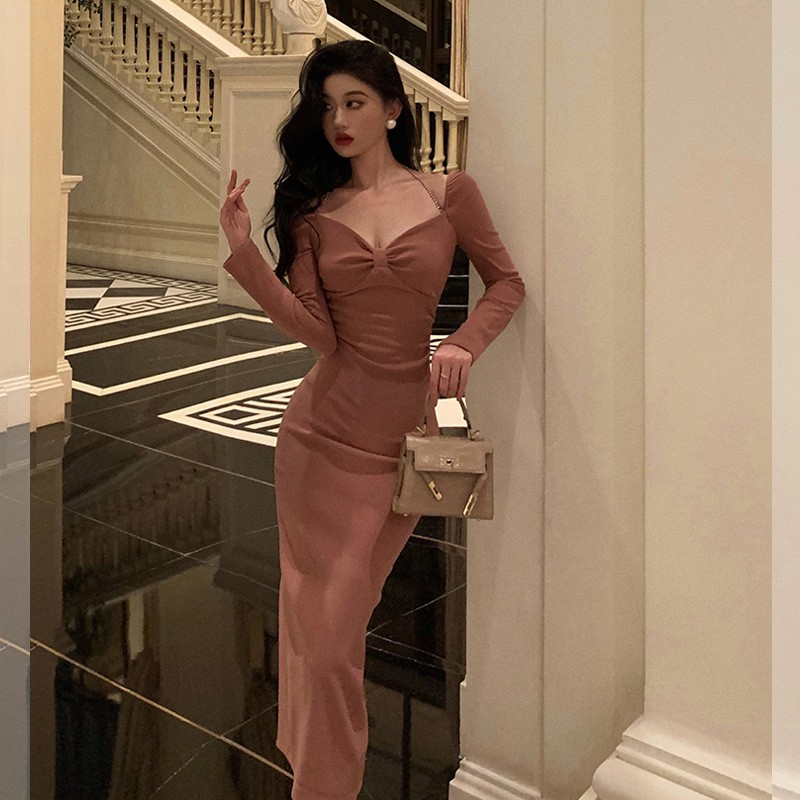 法式顯身材連衣裙女秋冬新款高級感內搭修身包臀一步裙長裙秋