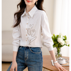 批发实拍时髦条纹衬衫艺术感印花知性通勤衬衣女长袖上衣女秋装高级感