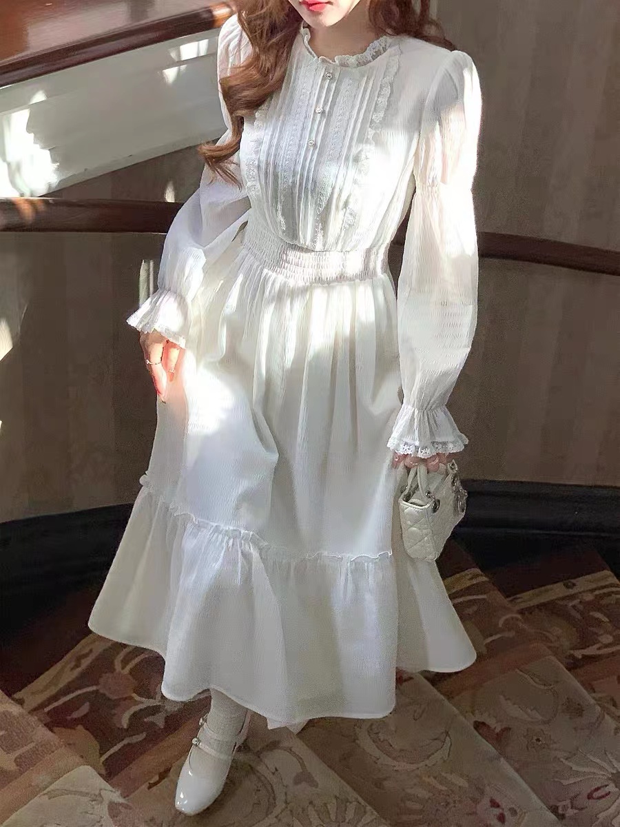Q女家 致信維納斯/早春的法式浪漫仙氣大擺白色長裙