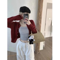 批发荒荒家圆领针织衫<b class='q'>女</b>春秋款柔软亲肤舒适百搭宽松修身长袖上衣