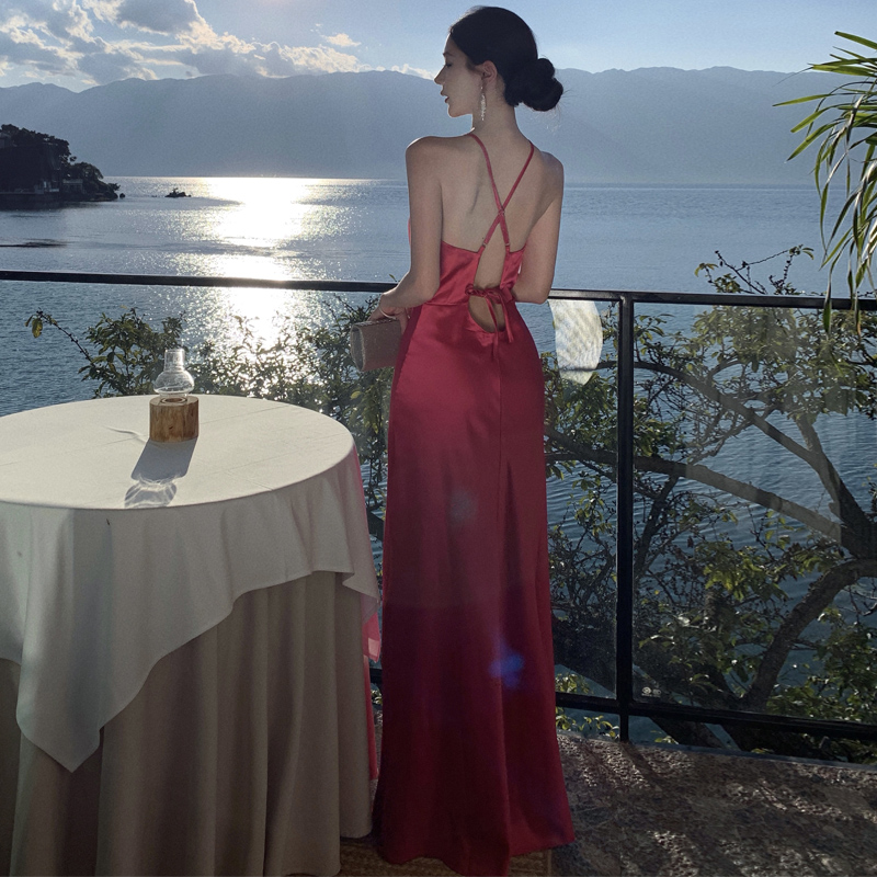 MY6172# 法式缎面挂脖连衣裙女玫红色晨袍订婚生日party礼服高端轻奢小众女裝貨源服裝批發