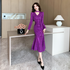 批发实拍视频2026<b class='q'>新款</b>V领亮片褶皱收腰鱼尾长裙名媛礼服连衣裙