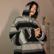 批发韩国外贸<b class='q'>韩版</b>鱼鳞绣 胸标刺绣双层帽连帽卫衣初春季薄款<b class='q'>韩版</b>