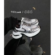 批发<b class='q'>实拍</b> 赵露思同款～2024春季新款太空银厚底7CM韩版休闲运动老爹鞋