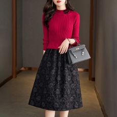 批发针织连衣裙女春秋打底裙子秋季2026新款春装时尚女装假两件毛衣裙