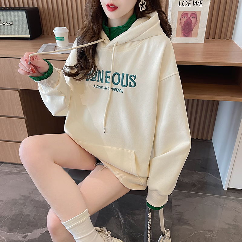 Real shot of Chinese cotton composite super plus velvet 400g sweatshirt for women autumn and winter embroidered hooded top large size women's 200 pounds