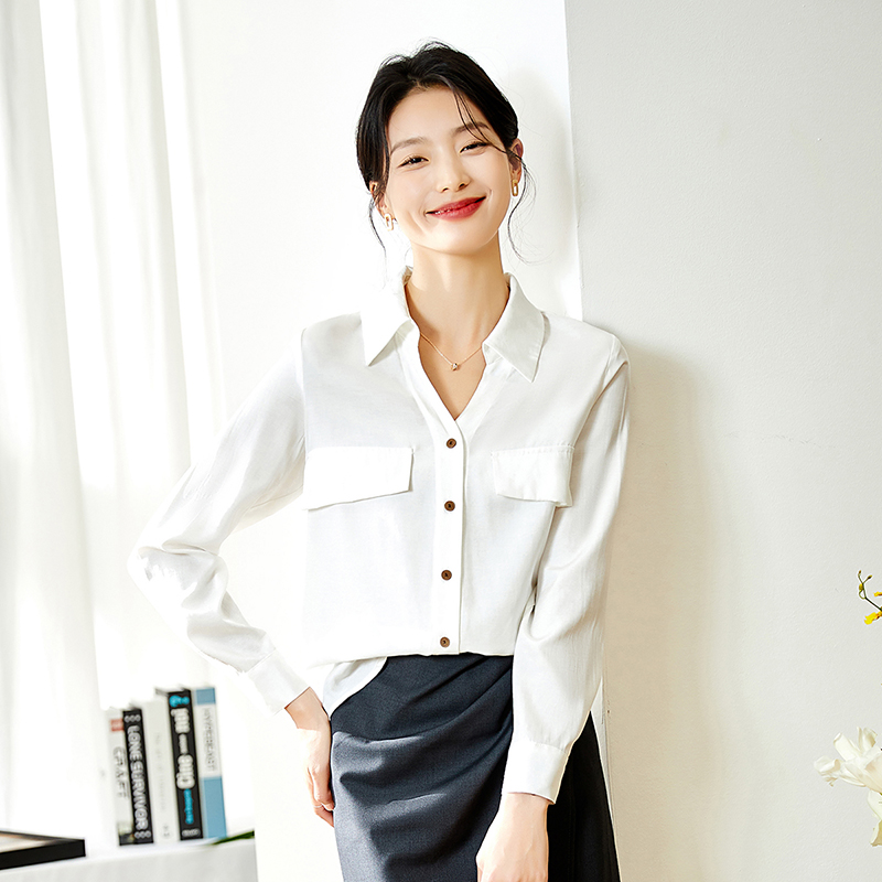 셔츠 여성 레저 패션 외국 가스 2026 봄 새로운 맨위 루즈핏 고급 디자인 센스 작은 대중 셔츠 얇은