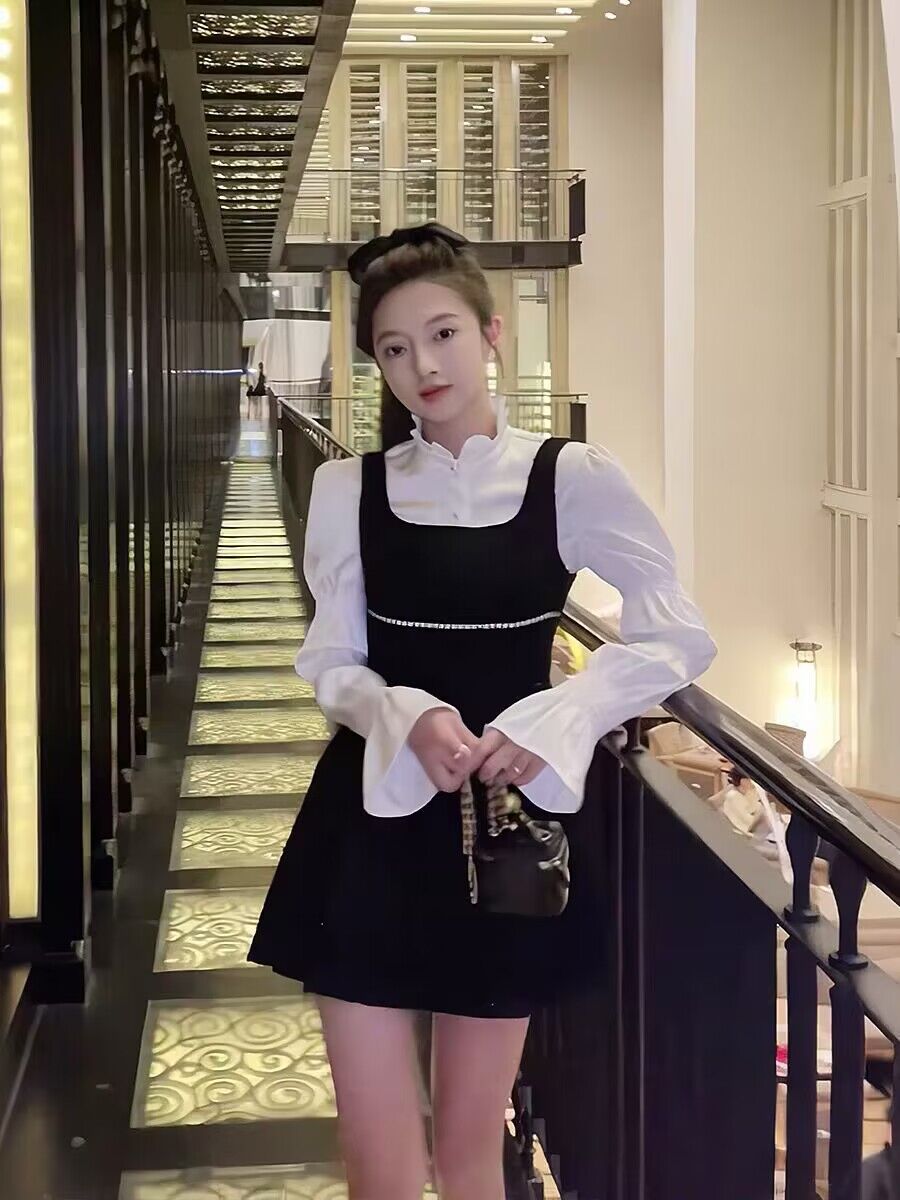 法式小香風連衣裙女秋高級感復古背帶裙小眾背心裙千金氣質短裙子