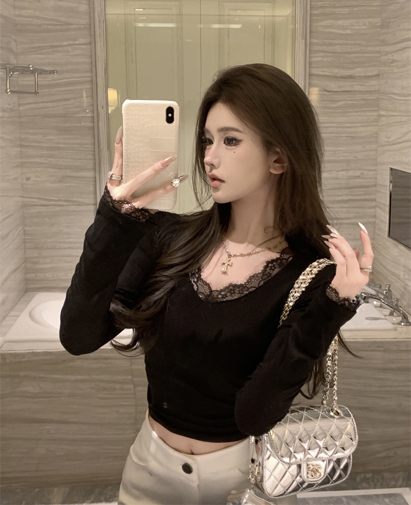 Real shot of autumn and winter French v-neck lace splicing trumpet sleeves slimming short long-sleeved T-shirt top bottoming shirt