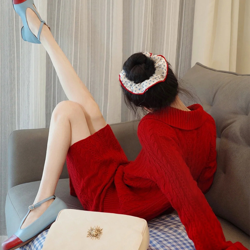 紅色新年戰袍本命龍年衣服女今年流行兩件套裝裙深冬裝搭配一整套
