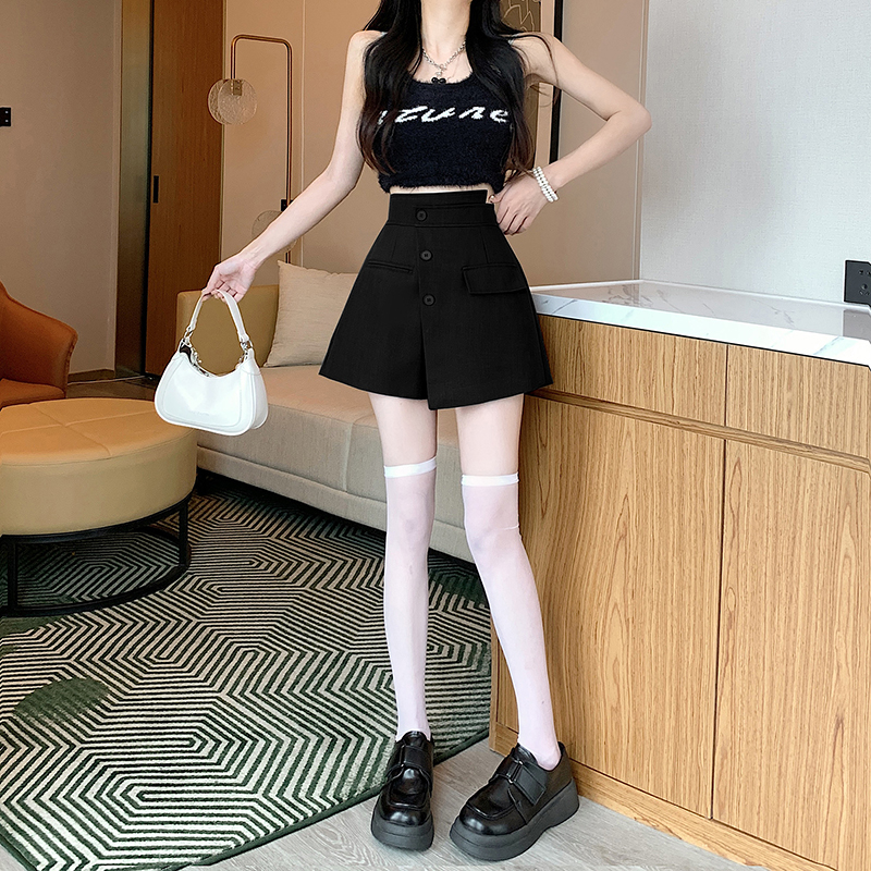 Actual shot of 2024 spring and summer new style irregular suit shorts and culottes with high waist and slim A-line wide-leg casual culottes