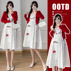 批发实拍现 <b class='q'>孕妇装</b>新款2026春夏装 绣花蝴蝶结吊带裙红色开衫两件套