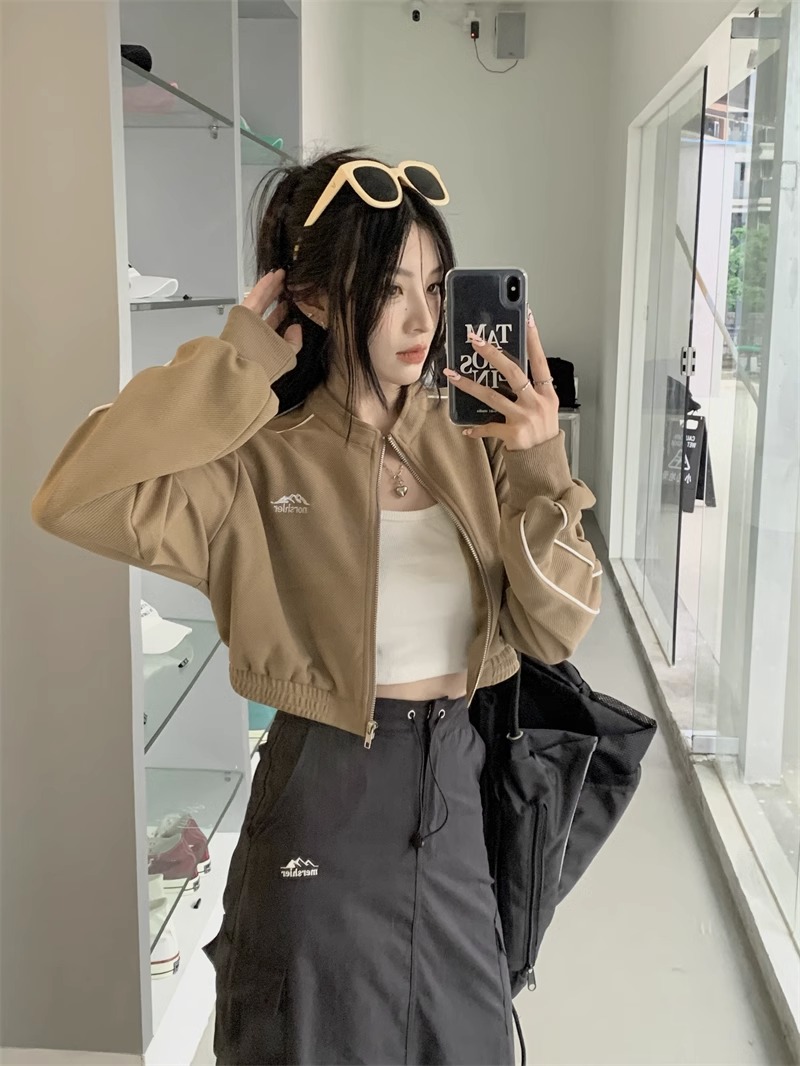 American Hot Girl Casual Sports Small Jacket Women's Autumn Loose Slim Retro Black Short Cardigan Top