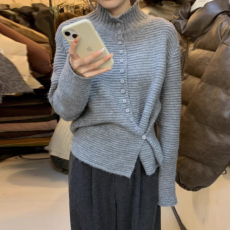 批发慵懒风立领坑条毛衣外套女2025秋冬新款<b class='q'>不规则</b>单排扣长袖针织<b class='q'>开衫</b>
