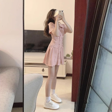 粉色polo领衬衫连衣裙子女小众设计感夏季法式桔梗收腰绝美小个子
