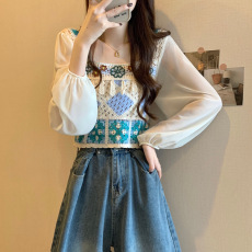 批发实拍实价 新版早秋复古法式撞色钩花镂空设计感针织<b class='q'>上衣</b>