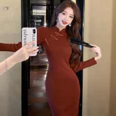 批发2025年秋冬季复古<b class='q'>改良</b><b class='q'>旗袍</b>针织毛衣连衣裙女修身内搭开叉打底裙子