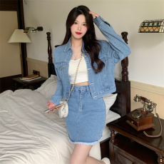 批发实拍 大码女装牛仔上<b class='q'>衣外套</b>+牛仔半身裙两件套宽松百搭洋气套装