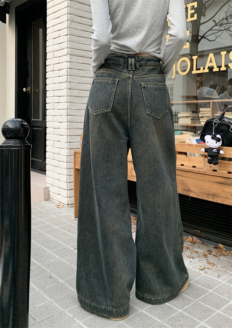 Actual shot of velvet and thickened loose wide-leg long jeans for women