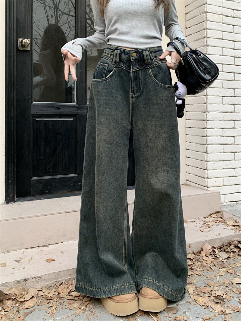 Actual shot of velvet and thickened loose wide-leg long jeans for women