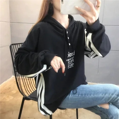 First real shot of 6535 fish scale hooded thin sweatshirt for women spring new style stitching contrasting color trendy brand