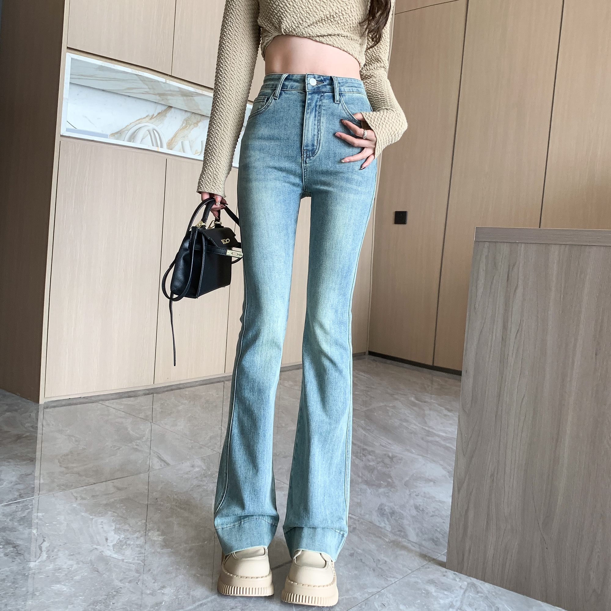 실사 2026 년 여름 하늘색 다용도 면 폭탄 마이크로 나팔 청바지 145cm 몸집이 작은 개인 여성