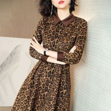 批发大码女装豹纹<b class='q'>连衣裙</b>春秋2026新款时尚中长款减龄收腰显瘦气质裙子