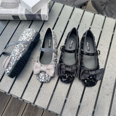 批发2024年早<b class='q'>春</b>新款蝴蝶结闪闪亮片布法式仙女风玛丽珍一字带平底单鞋