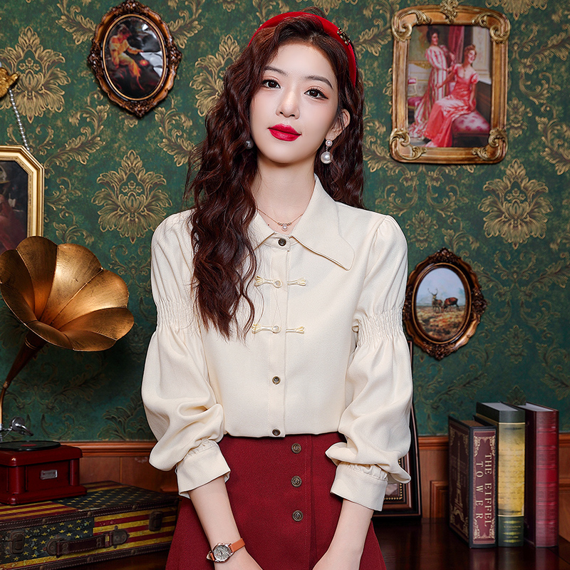 실사 2026 봄 새로운 POLO 칼라 레트로 단추 긴팔 여성 셔츠 국풍 여성 셔츠