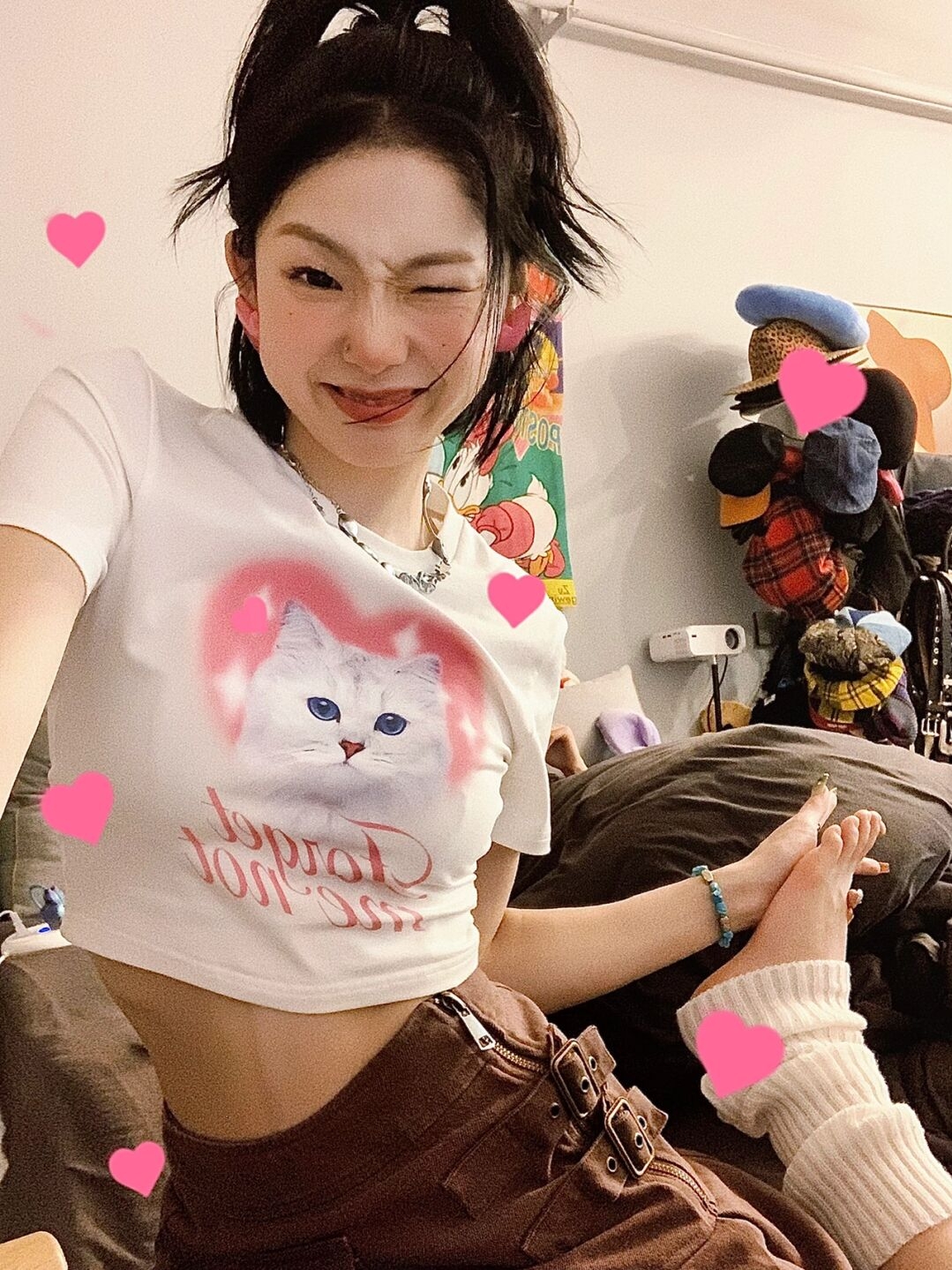 小眾辣妹風圓領修身短袖t恤女夏季純欲顯瘦設計感別致短款上衣潮