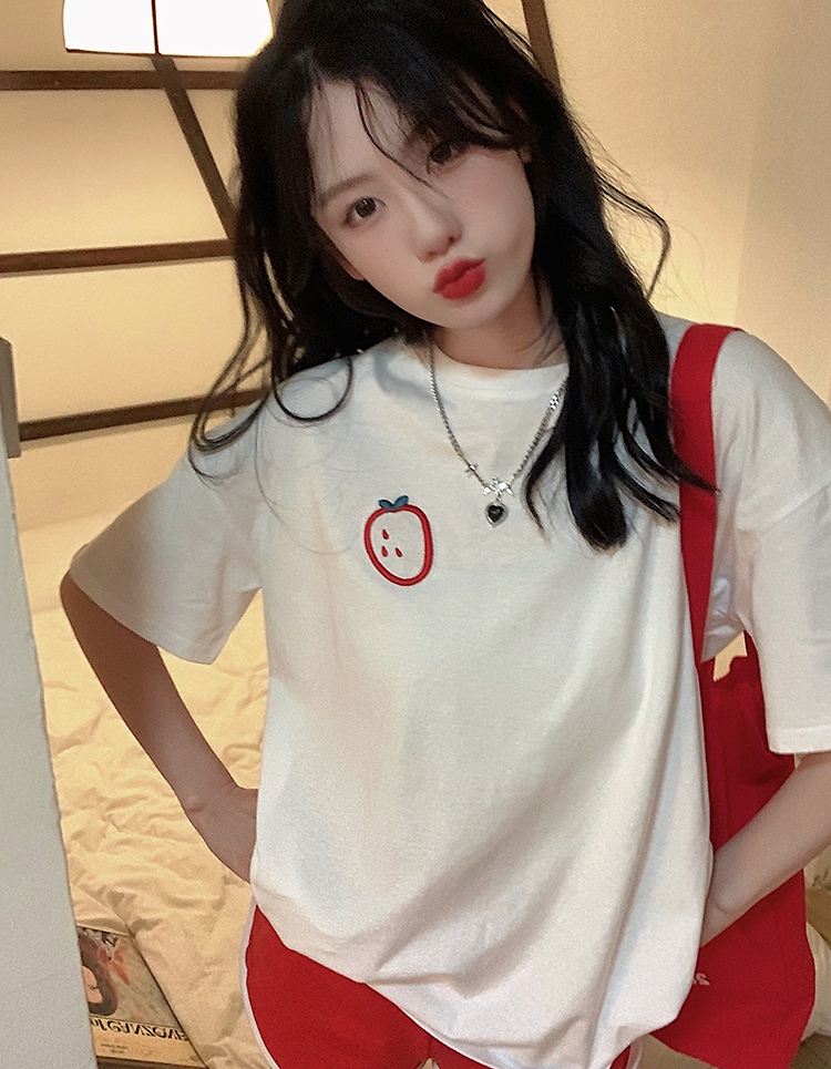 있음 선적 대외 무역 반팔 티셔츠 여성 루즈핏 한국 스타일 ins 트렌디 봄 여름 새로운 패션 다용도 반팔 맨위 여성