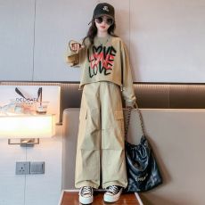 批发女童套装春秋款2026新款中大儿童洋气春装卫衣<b class='q'>冬</b>季加绒加厚两件套